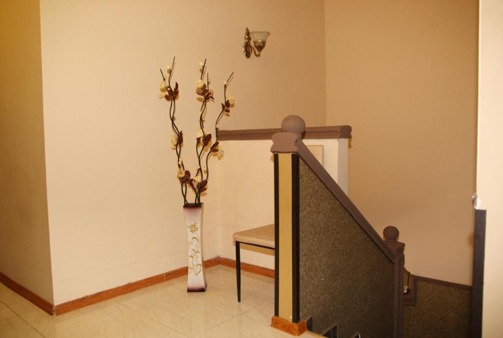 Hotel Richard Тбилиси Екстериор снимка